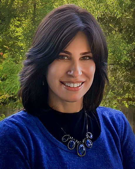 Photo of Shelly Becker